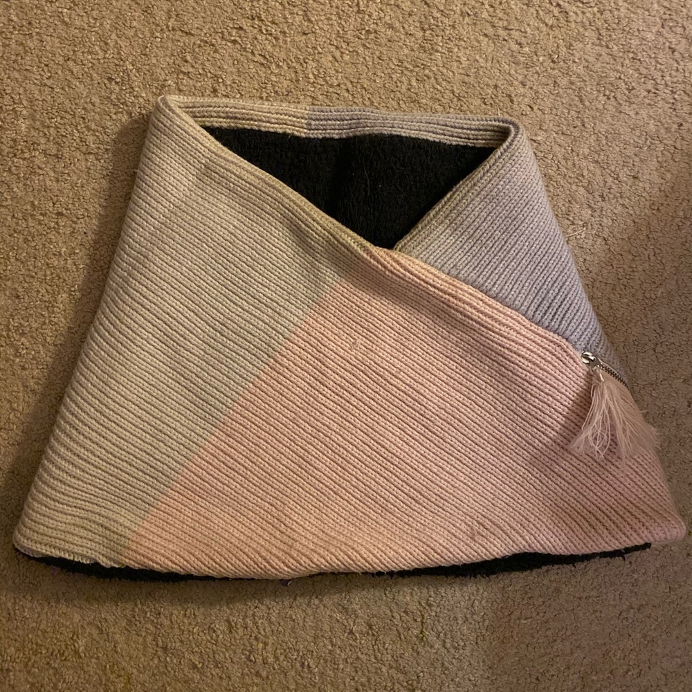 VGUC lululemon Totally Toasty Neck Warmer